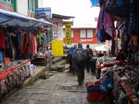Streets-of-Namche