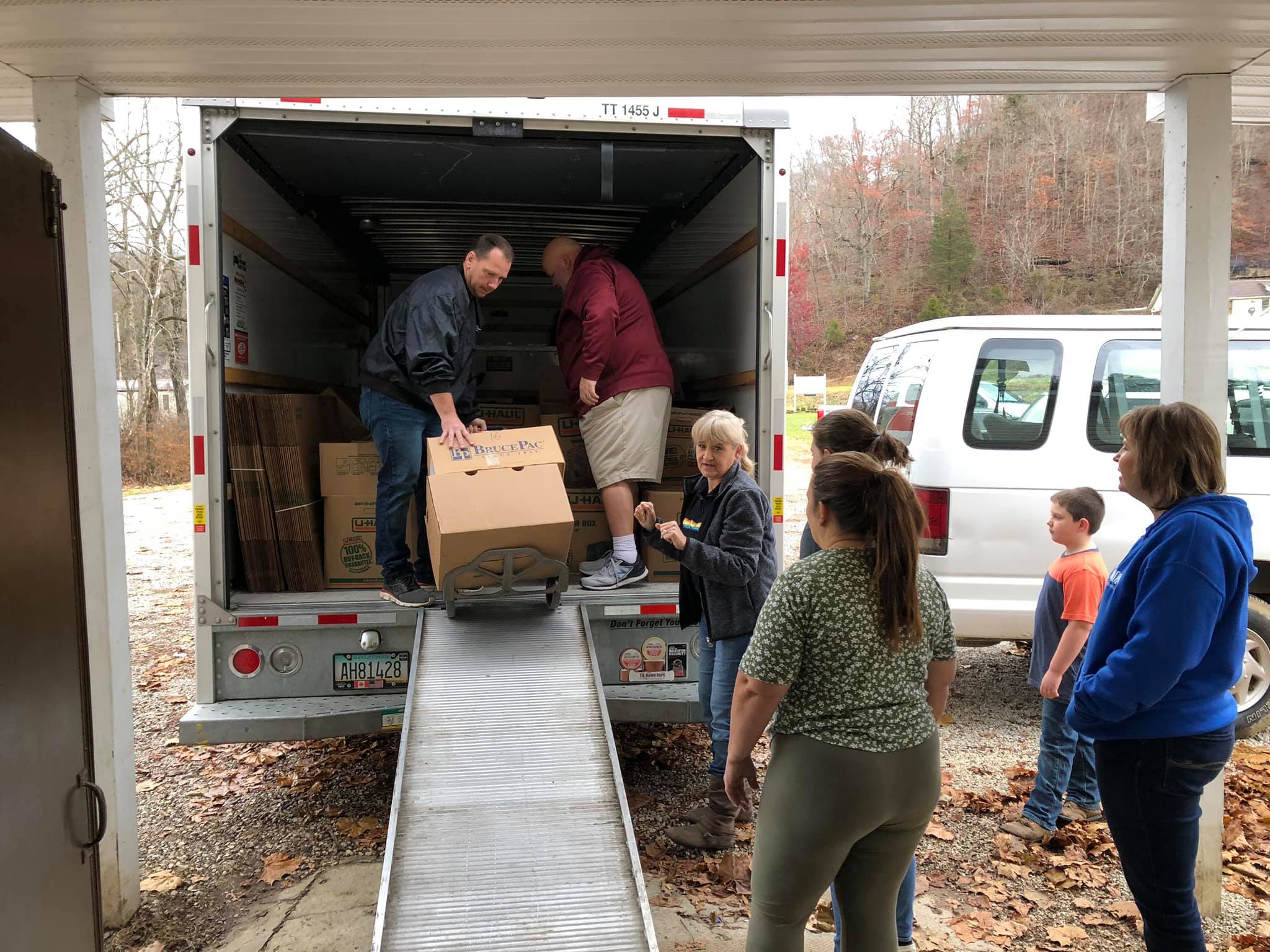 Cristical Food Supplies Reach Eastern Kentucky