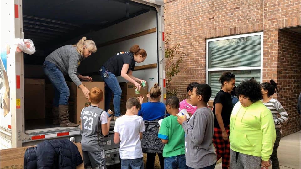 Jonny's Wagon Providing Early Education On Hunger In America