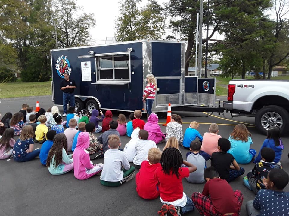 Jonny's Wagon Providing Early Education On Hunger In America